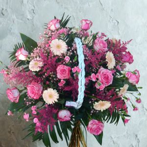 cesta de flores en Aranda de Duero